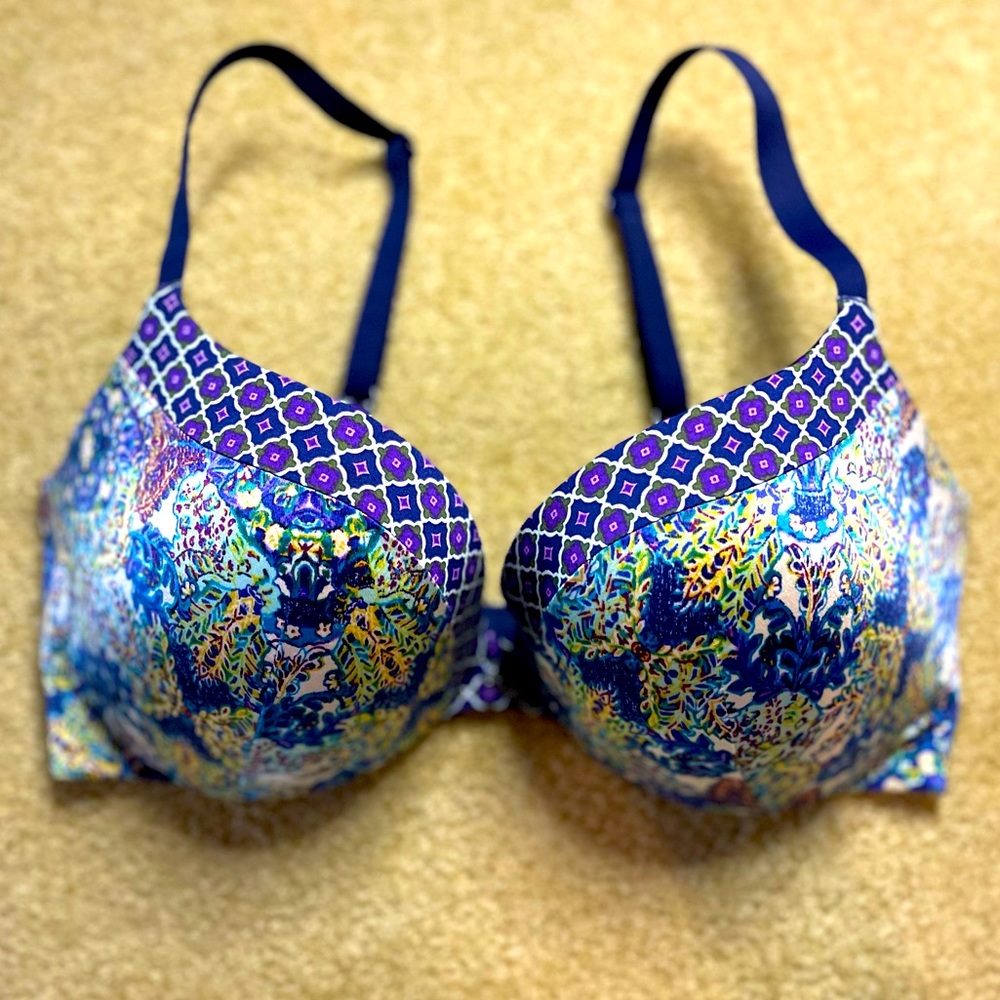 Victoria’s Secret Push Up Bra Floral 34 D